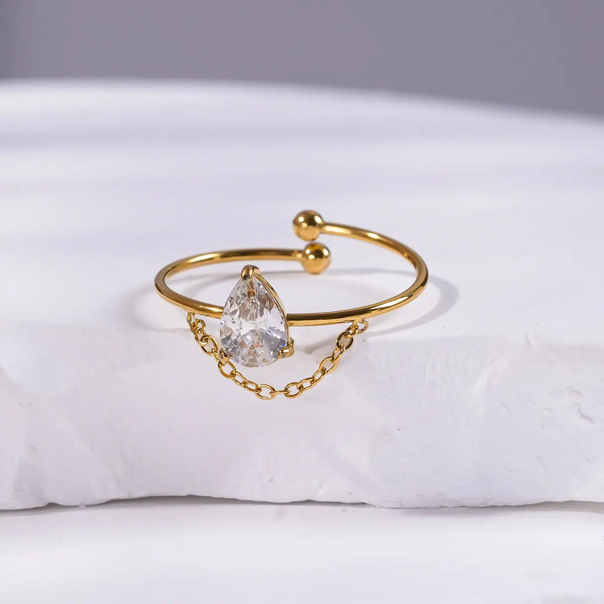 Bague dorée strass avec chaîne Girl's Dream